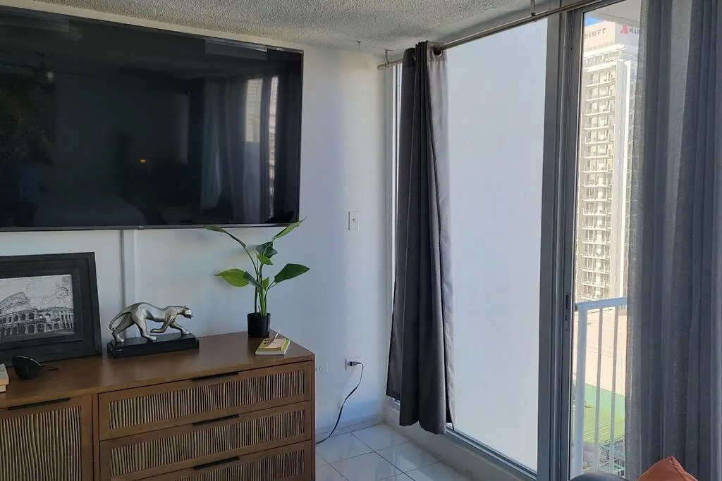 Oceana Trendy Ocean View Condo Hotel In Condado サンジョアン